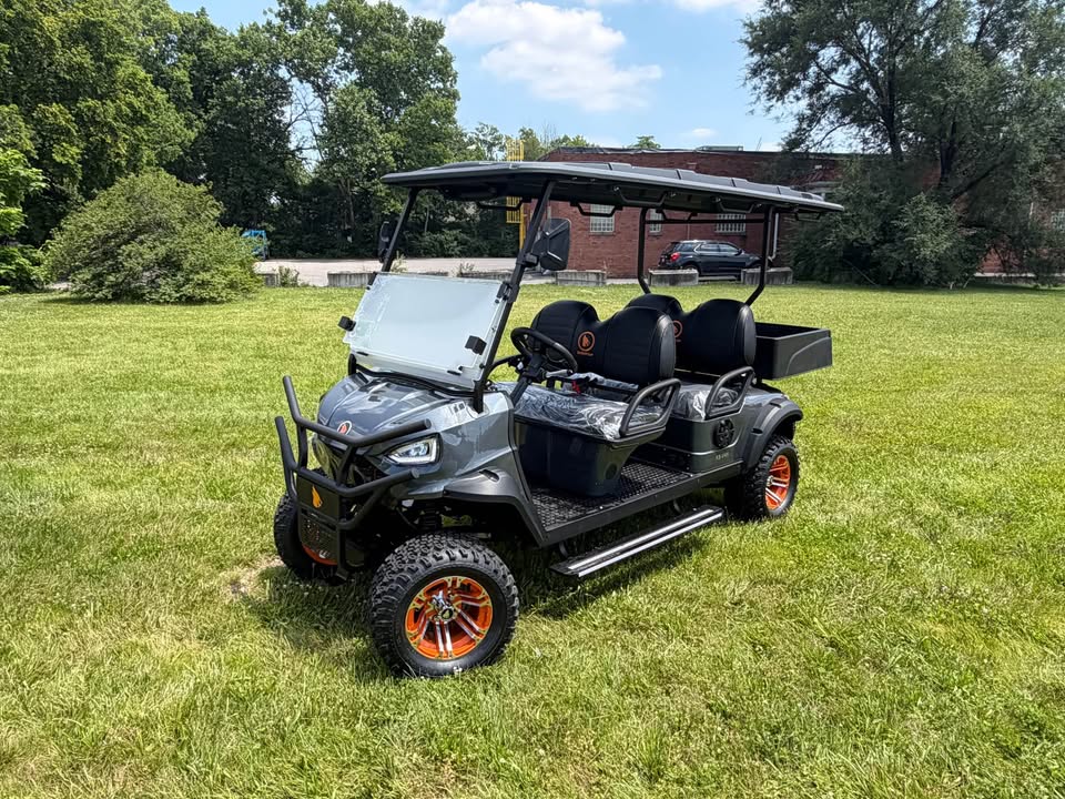 2026 Wolverine 4 Seater Electric Golf cart with utility bed + warranty
